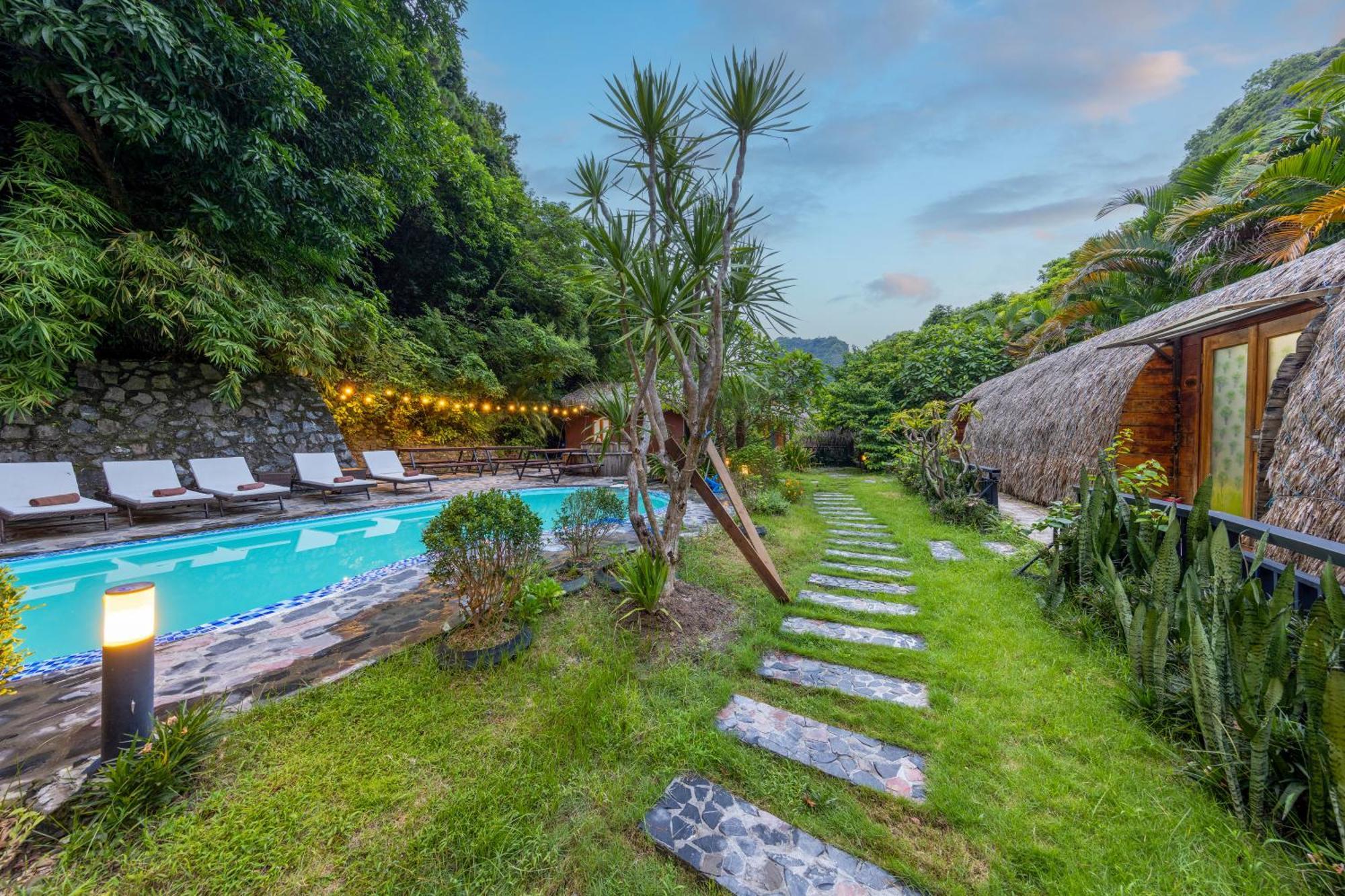 Catba Backpackers Hostel & Pool Bar Chan Chau Buitenkant foto