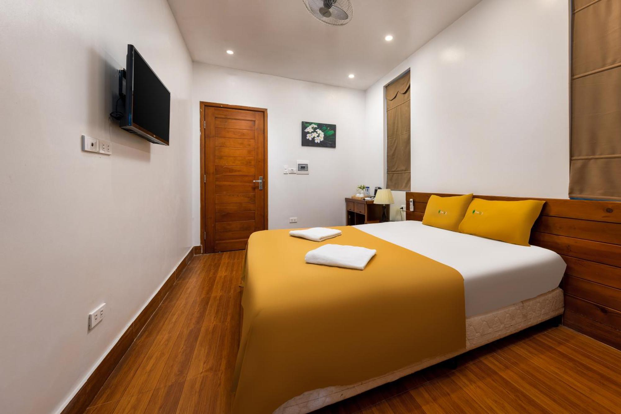 Catba Backpackers Hostel & Pool Bar Chan Chau Buitenkant foto