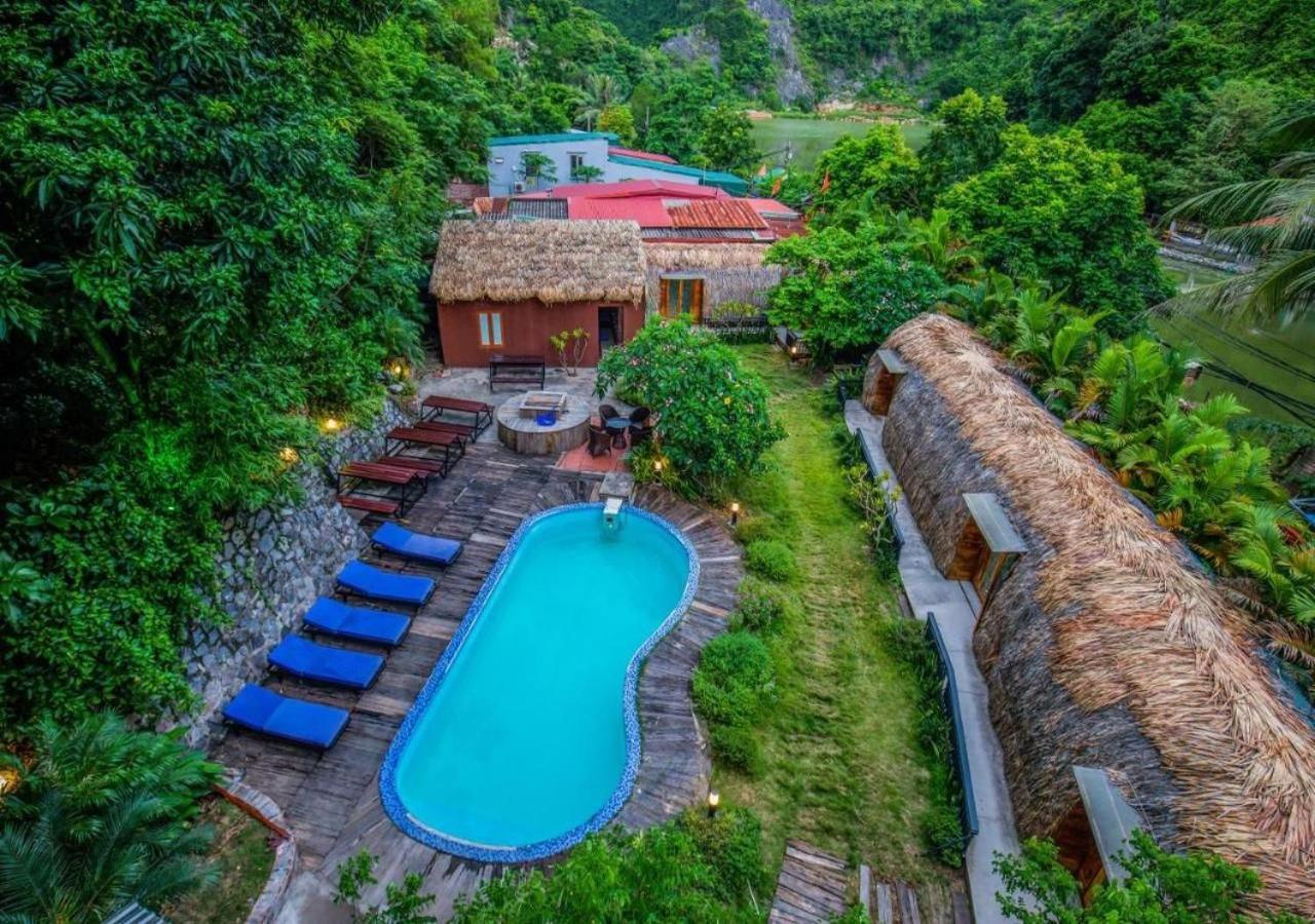 Catba Backpackers Hostel & Pool Bar Chan Chau Buitenkant foto